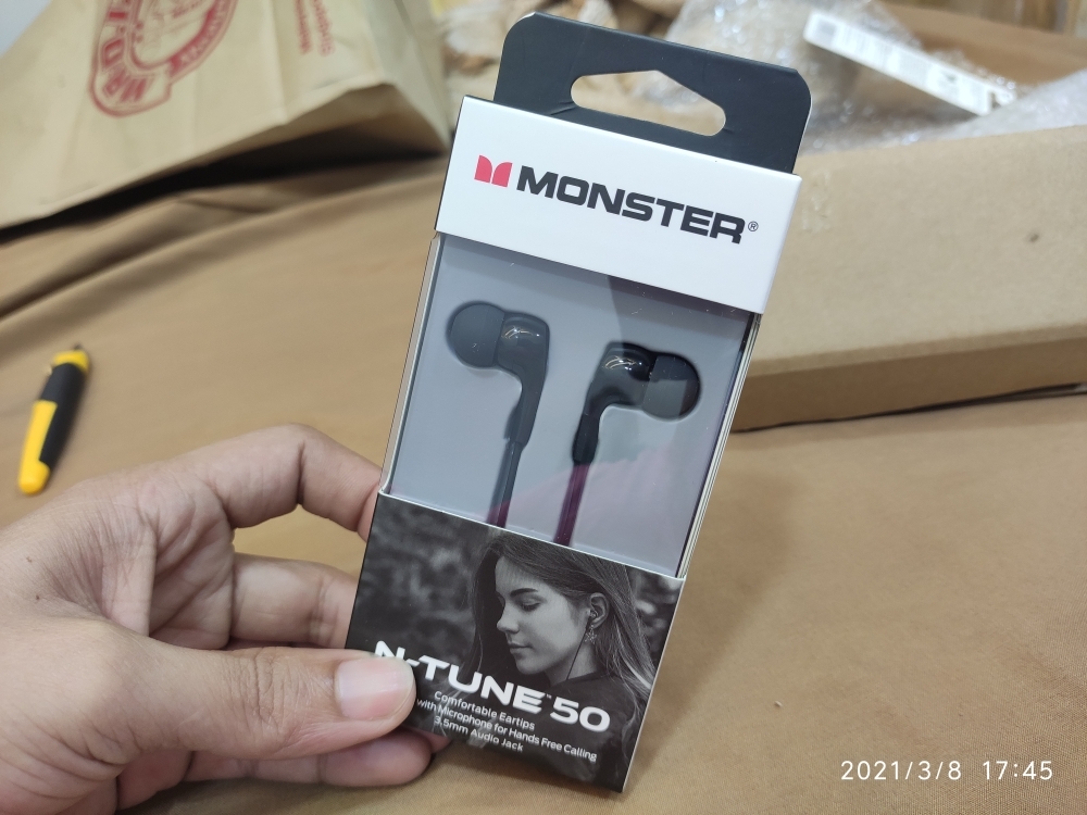 هندزفری مانستر تیون 50